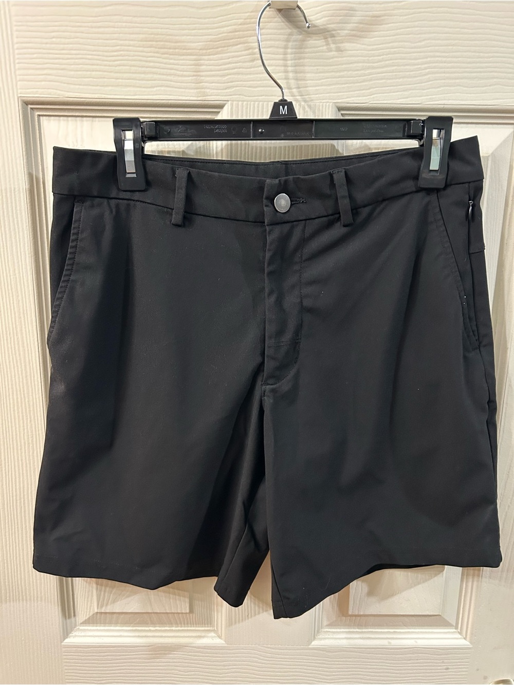Old Navy Black Men’s Hybrid Shorts